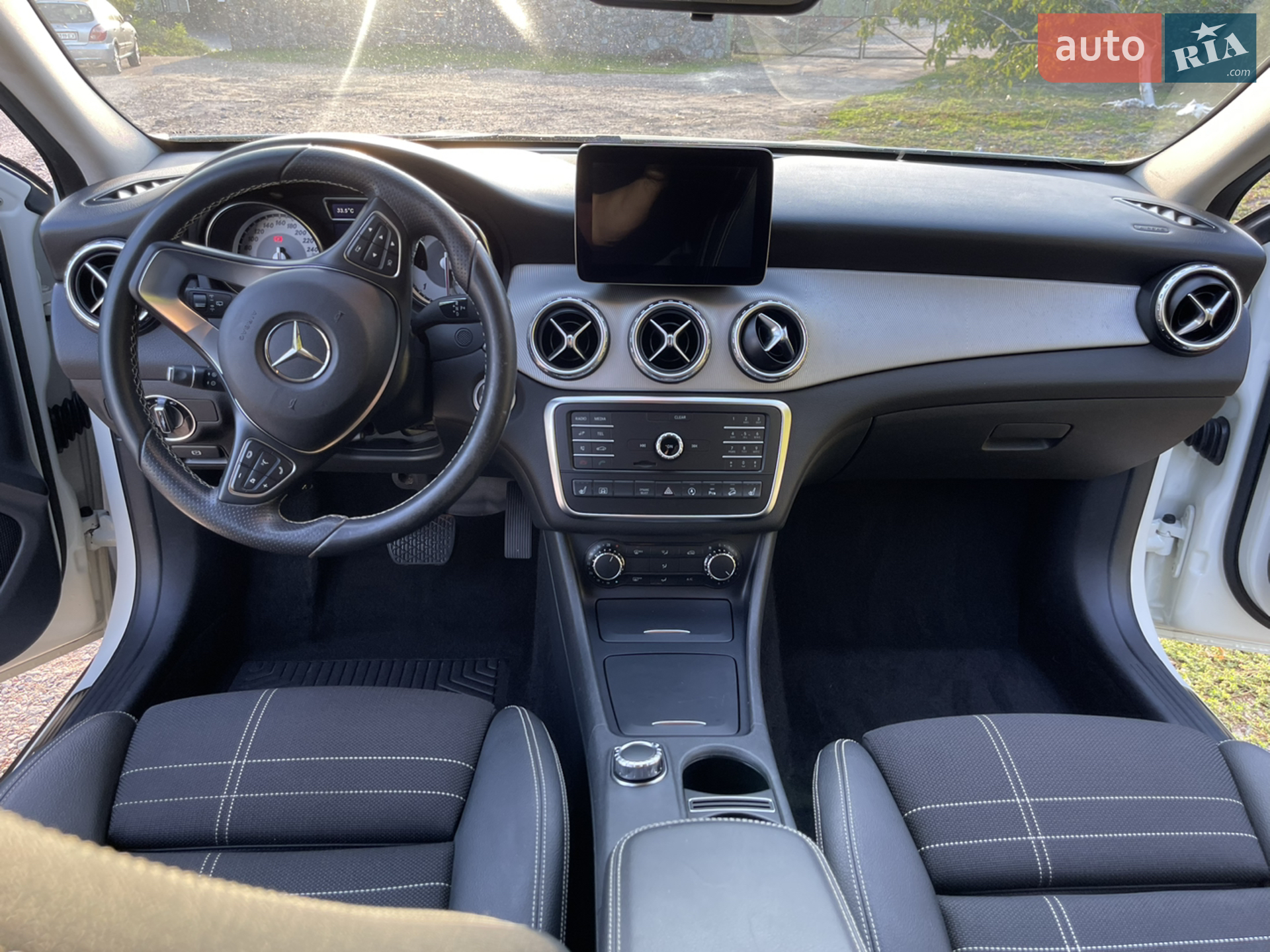 2016 Mercedes-Benz GLA-klasse - мініатюра 25