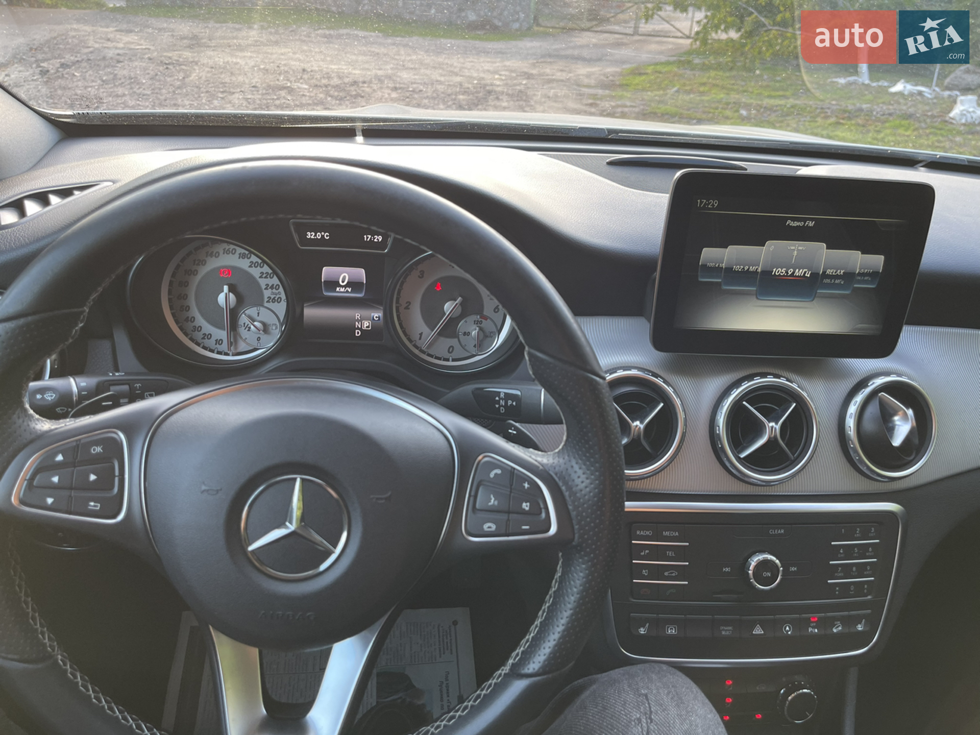 2016 Mercedes-Benz GLA-klasse - мініатюра 31