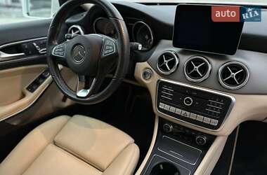 Внедорожник / Кроссовер Mercedes-Benz GLA-Class 2019 в 
