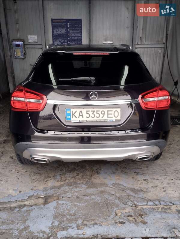Внедорожник / Кроссовер Mercedes-Benz GLA-Class 2016 в Киеве