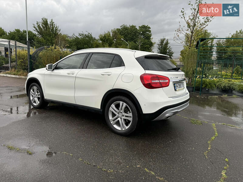 Позашляховик / Кросовер Mercedes-Benz GLA-Class 2016 в Одесі