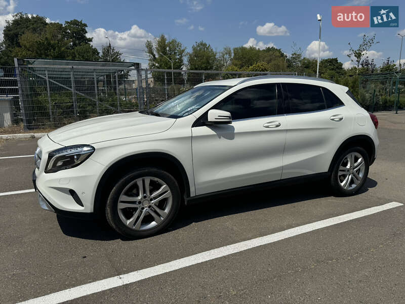 Позашляховик / Кросовер Mercedes-Benz GLA-Class 2016 в Одесі