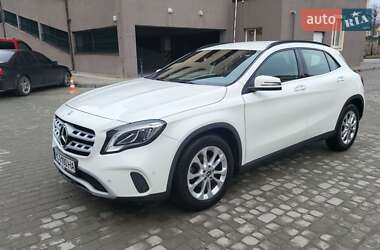 Внедорожник / Кроссовер Mercedes-Benz GLA-Class 2018 в 
