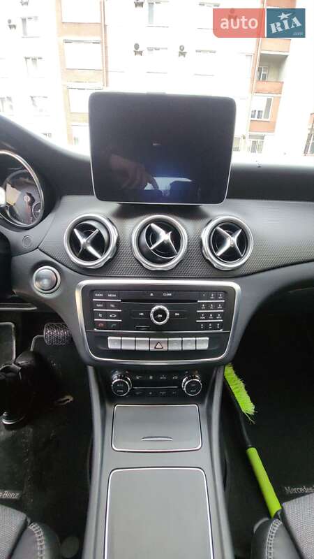 Внедорожник / Кроссовер Mercedes-Benz GLA-Class 2018 в Львове фото 9 Внедорожник / Кроссовер Mercedes-Benz GLA-Class 2018 в Львове