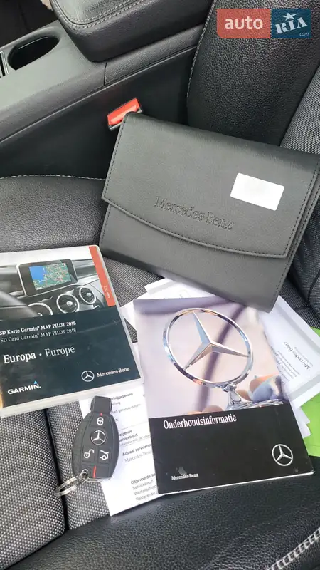 Внедорожник / Кроссовер Mercedes-Benz GLA-Class 2018 в 
