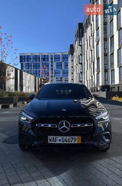 Внедорожник / Кроссовер Mercedes-Benz GLA-Class 2021 в Ивано-Франковске