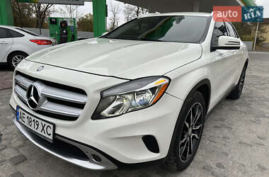 Внедорожник / Кроссовер Mercedes-Benz GLA-Class 2015 в Днепре