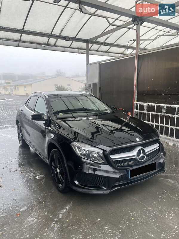 Внедорожник / Кроссовер Mercedes-Benz GLA-Class 2015 в Полтаве