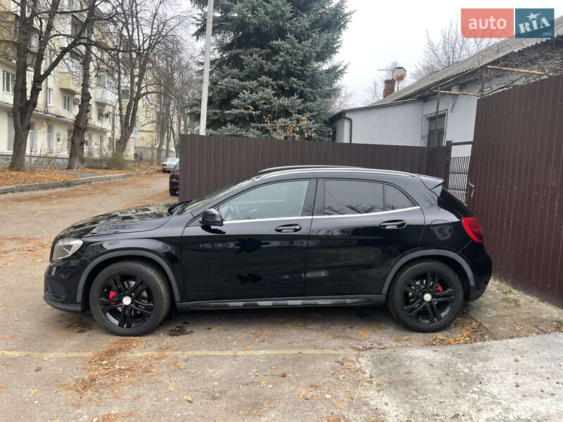 Внедорожник / Кроссовер Mercedes-Benz GLA-Class 2015 в Полтаве