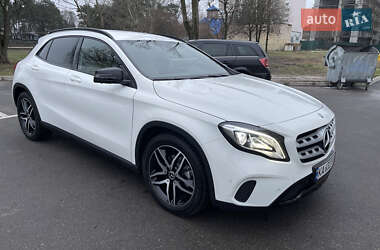 Позашляховик / Кросовер Mercedes-Benz GLA-Class 2019 в Києві