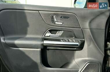 Внедорожник / Кроссовер Mercedes-Benz GLA-Class 2022 в 