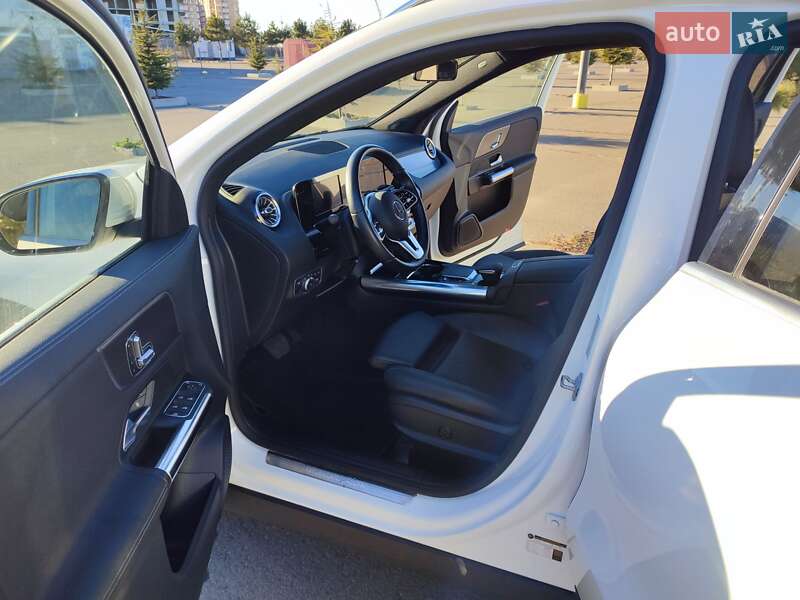 Внедорожник / Кроссовер Mercedes-Benz GLA-Class 2020 в Одессе
