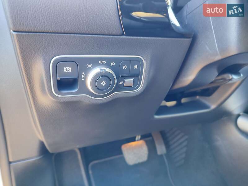 Внедорожник / Кроссовер Mercedes-Benz GLA-Class 2020 в Одессе