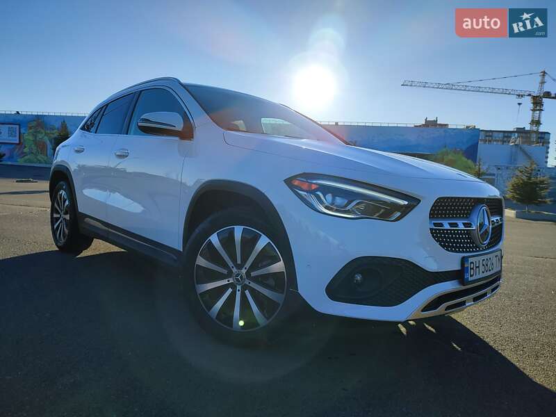 Внедорожник / Кроссовер Mercedes-Benz GLA-Class 2020 в Одессе