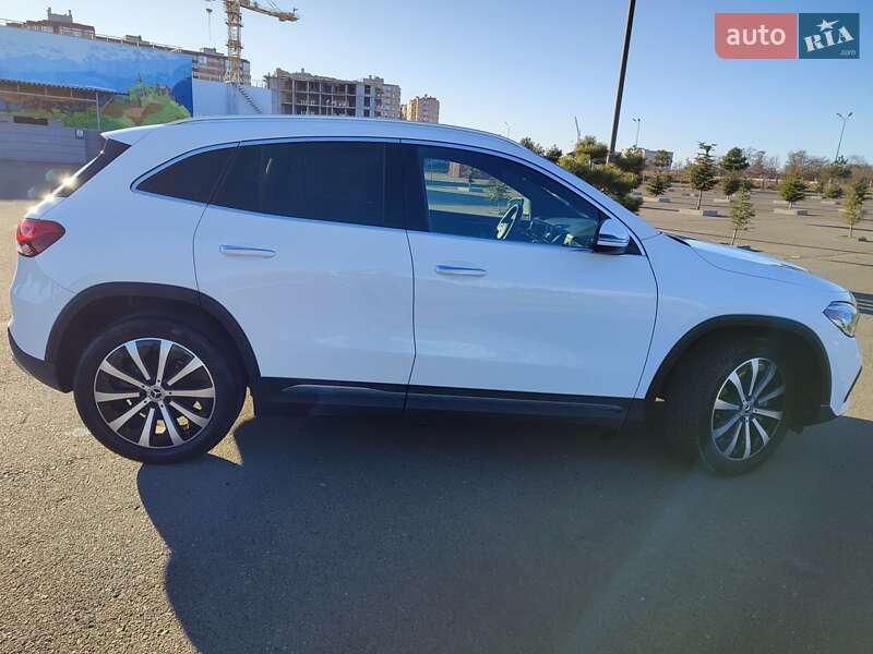 Внедорожник / Кроссовер Mercedes-Benz GLA-Class 2020 в Одессе