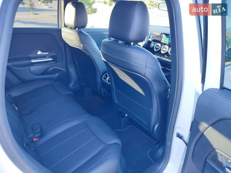Внедорожник / Кроссовер Mercedes-Benz GLA-Class 2020 в Одессе