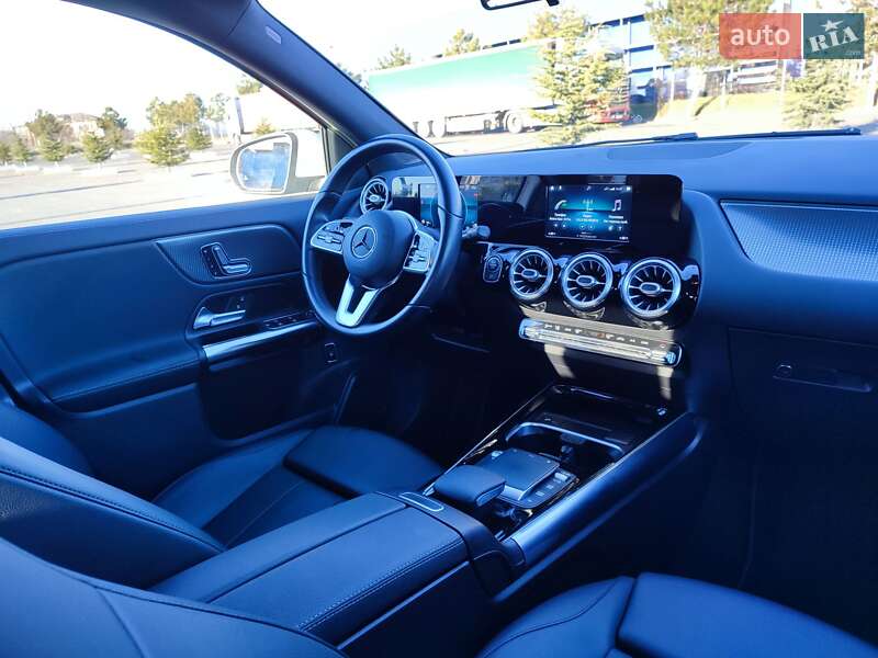 Внедорожник / Кроссовер Mercedes-Benz GLA-Class 2020 в Одессе