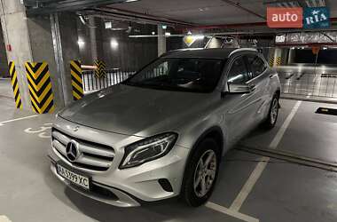 Внедорожник / Кроссовер Mercedes-Benz GLA-Class 2016 в Киеве