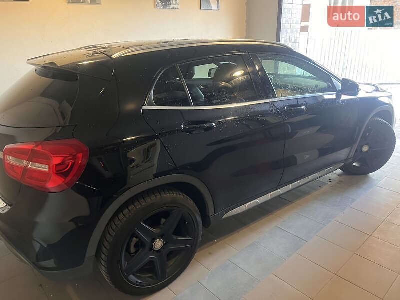 Внедорожник / Кроссовер Mercedes-Benz GLA-Class 2014 в Хмельницком