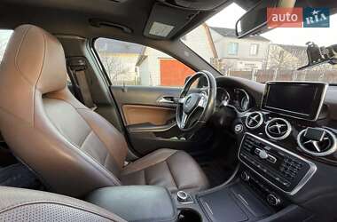 Внедорожник / Кроссовер Mercedes-Benz GLA-Class 2015 в 