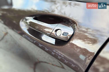 Позашляховик / Кросовер Mercedes-Benz GLA-Class 2014 в 