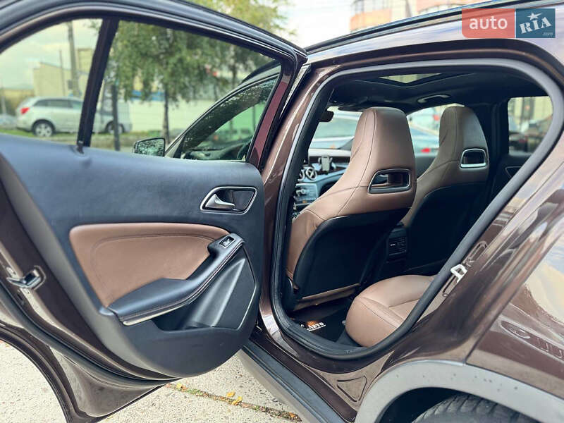 Внедорожник / Кроссовер Mercedes-Benz GLA-Class 2014 в Черновцах