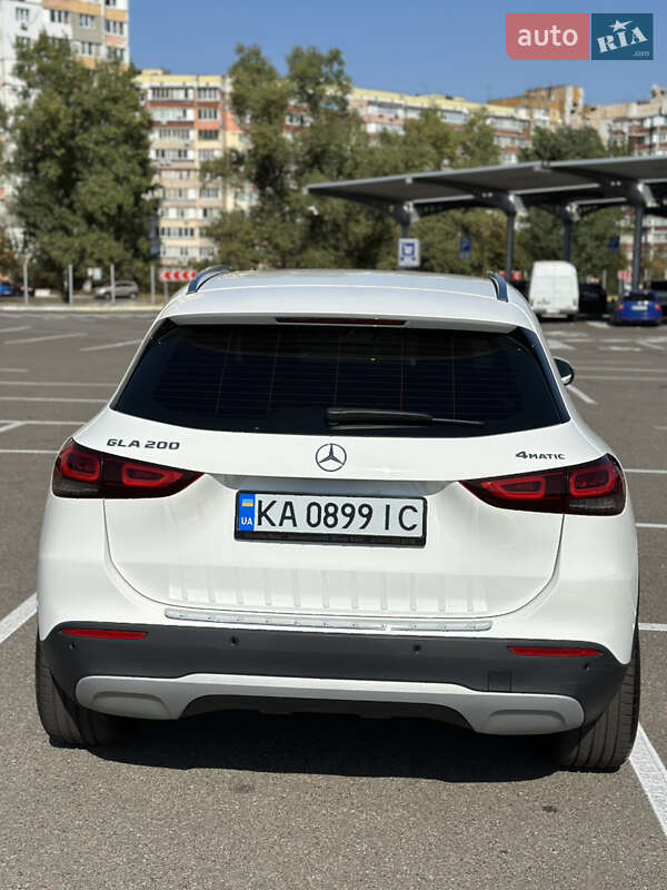 Позашляховик / Кросовер Mercedes-Benz GLA-Class 2021 в Києві