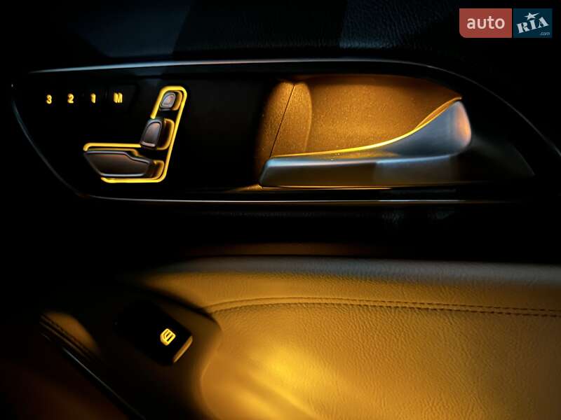 Внедорожник / Кроссовер Mercedes-Benz GLA-Class 2017 в Киеве фото 50 Внедорожник / Кроссовер Mercedes-Benz GLA-Class 2017 в Киеве