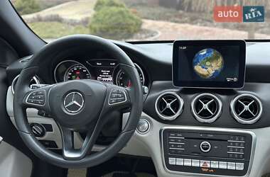Внедорожник / Кроссовер Mercedes-Benz GLA-Class 2017 в 