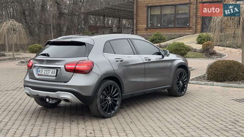 Внедорожник / Кроссовер Mercedes-Benz GLA-Class 2017 в Киеве фото 28 Внедорожник / Кроссовер Mercedes-Benz GLA-Class 2017 в Киеве