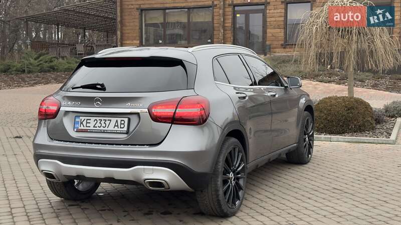 Внедорожник / Кроссовер Mercedes-Benz GLA-Class 2017 в Киеве фото 24 Внедорожник / Кроссовер Mercedes-Benz GLA-Class 2017 в Киеве