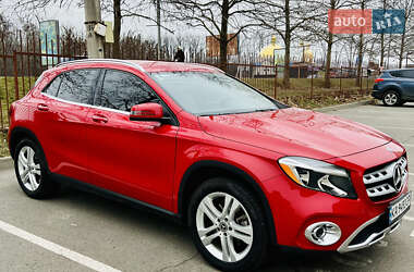 Позашляховик / Кросовер Mercedes-Benz GLA-Class 2017 в 