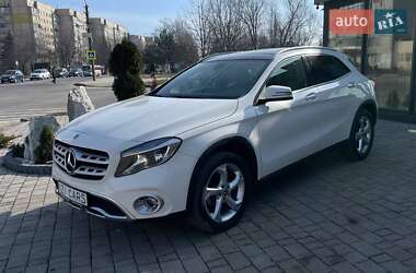 Позашляховик / Кросовер Mercedes-Benz GLA-Class 2017 в 