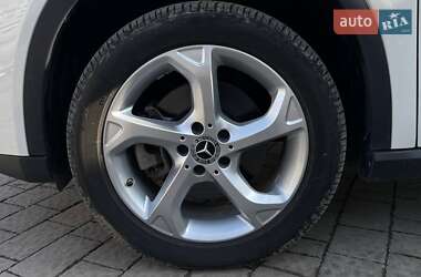 Позашляховик / Кросовер Mercedes-Benz GLA-Class 2017 в 