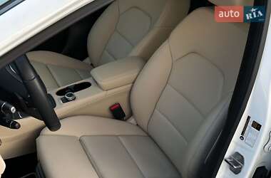 Внедорожник / Кроссовер Mercedes-Benz GLA-Class 2019 в 
