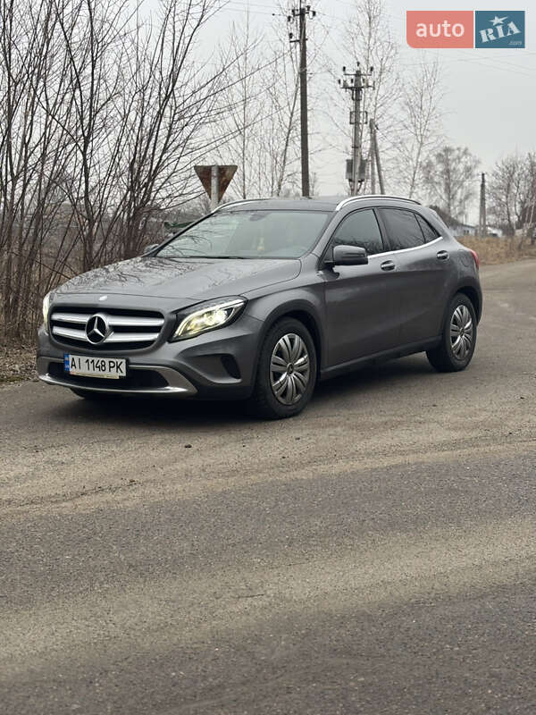 Внедорожник / Кроссовер Mercedes-Benz GLA-Class 2014 в 