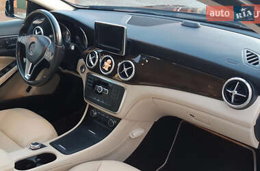 Внедорожник / Кроссовер Mercedes-Benz GLA-Class 2015 в 