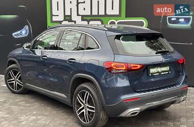 Внедорожник / Кроссовер Mercedes-Benz GLA-Class 2020 в 
