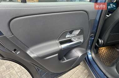 Внедорожник / Кроссовер Mercedes-Benz GLA-Class 2020 в 