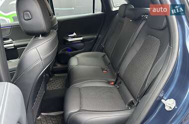 Внедорожник / Кроссовер Mercedes-Benz GLA-Class 2020 в 