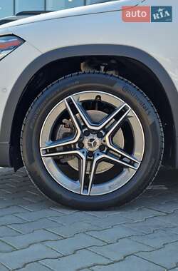 Внедорожник / Кроссовер Mercedes-Benz GLA-Class 2023 в 