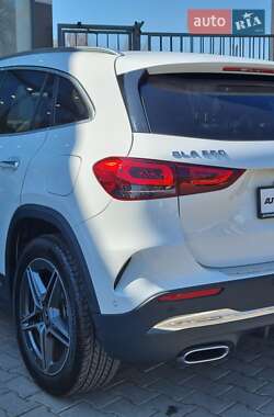 Внедорожник / Кроссовер Mercedes-Benz GLA-Class 2023 в 