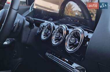 Внедорожник / Кроссовер Mercedes-Benz GLA-Class 2023 в 