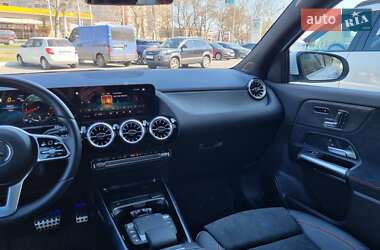 Внедорожник / Кроссовер Mercedes-Benz GLA-Class 2023 в 