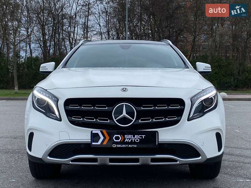 Внедорожник / Кроссовер Mercedes-Benz GLA-Class 2019 в Львове