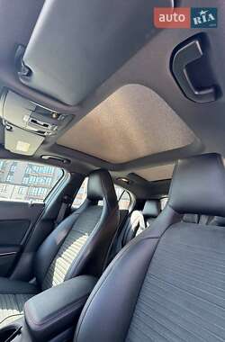 Внедорожник / Кроссовер Mercedes-Benz GLA-Class 2015 в 