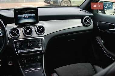 Внедорожник / Кроссовер Mercedes-Benz GLA-Class 2018 в 