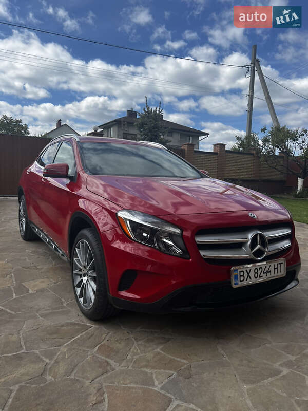 Внедорожник / Кроссовер Mercedes-Benz GLA-Class 2018 в Хмельницком