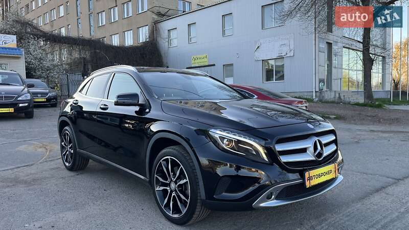 Mercedes-Benz GLA-Class 2016