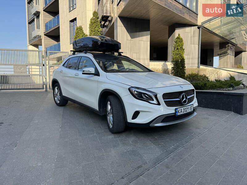 Mercedes-Benz GLA-Class 2016